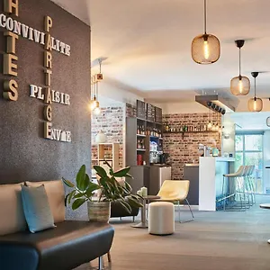 *** Hotel Kyriad Gare - Grand Palais Frankreich