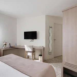*** Hotel Brit Alghotel France